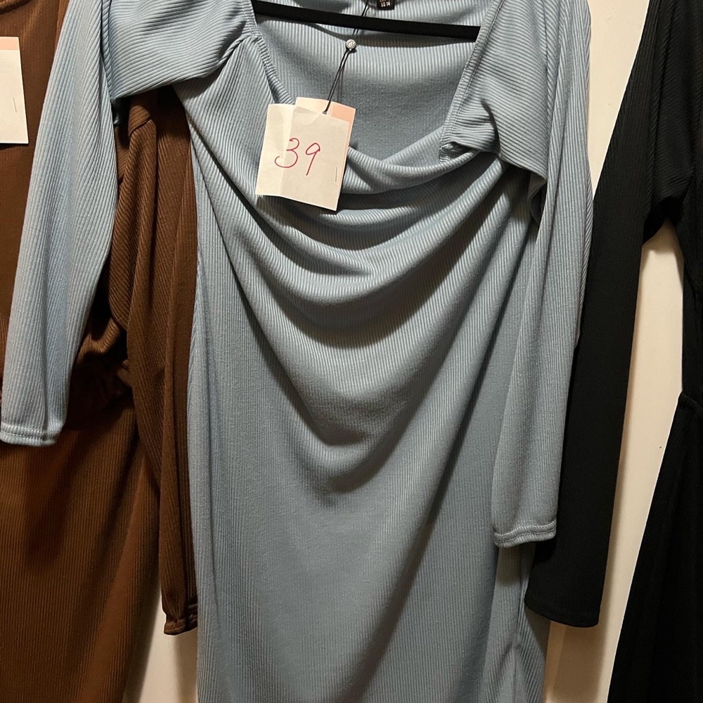 Bodycon and Legup Ruffle - Picture 12 of 16